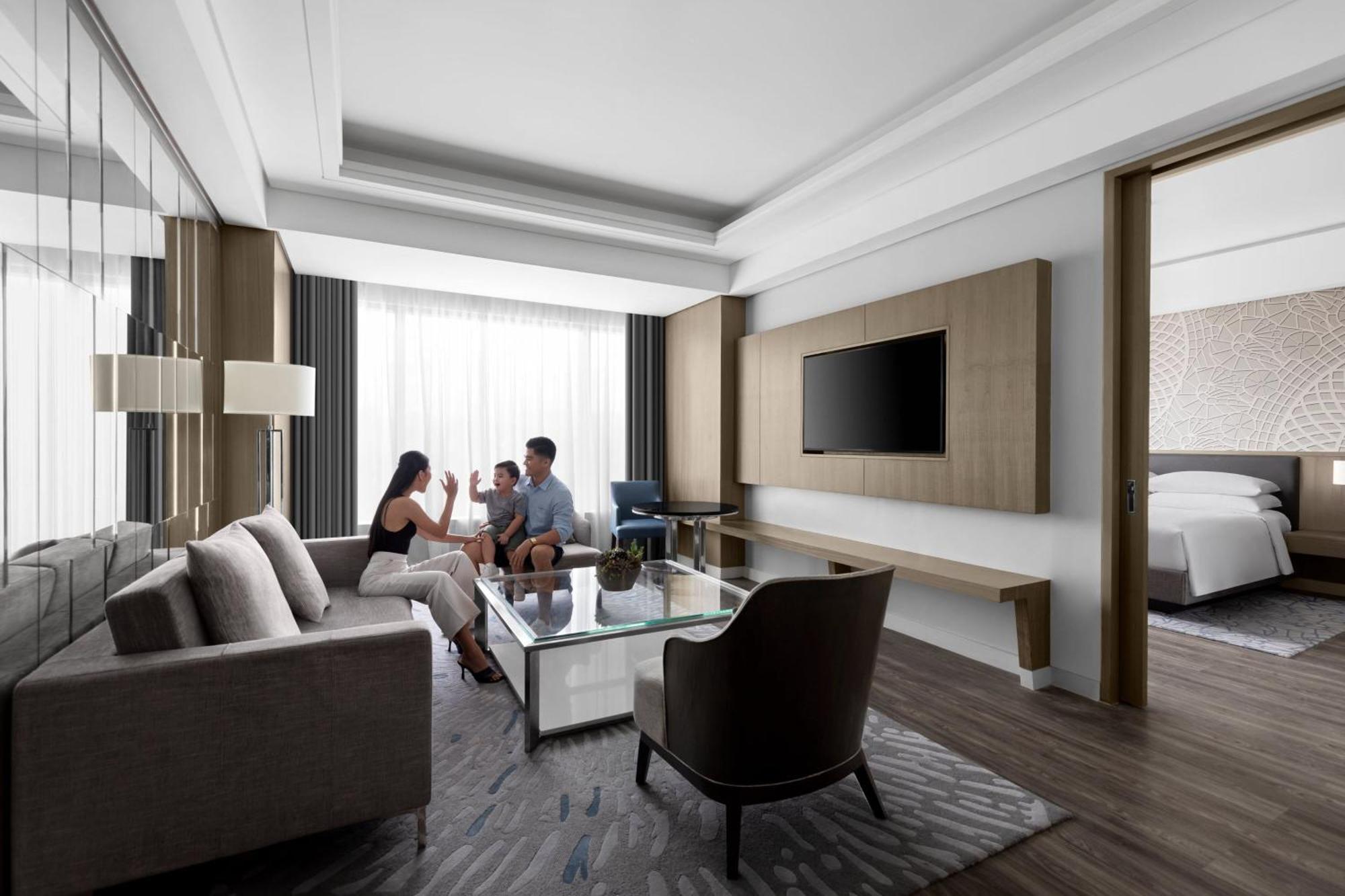 Clark Marriott Hotel Mabalacat Exterior photo